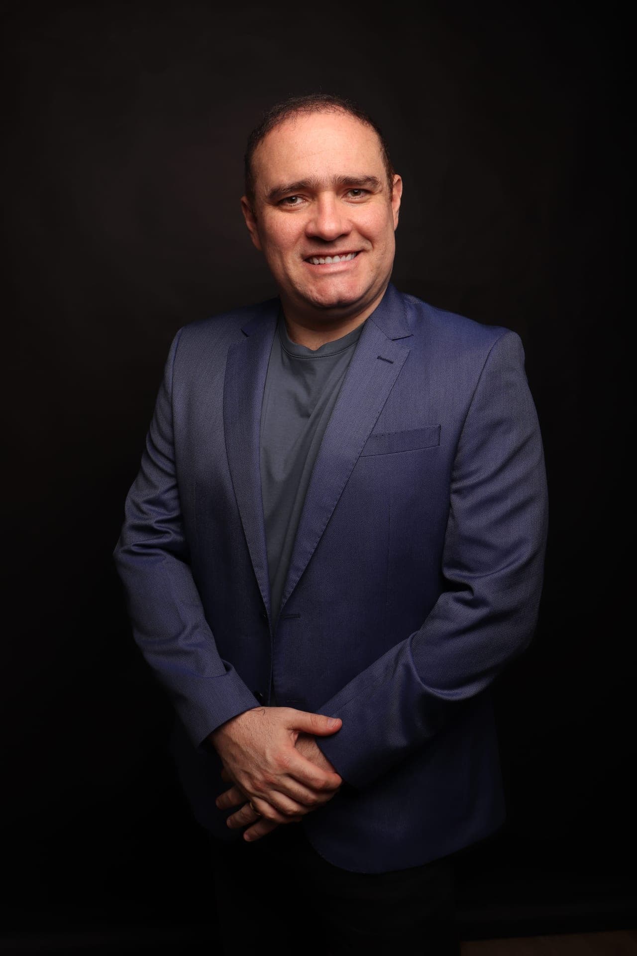 Michel Ávila amplia atuação em gestão de resultados e lidera programas de imersão para empresários