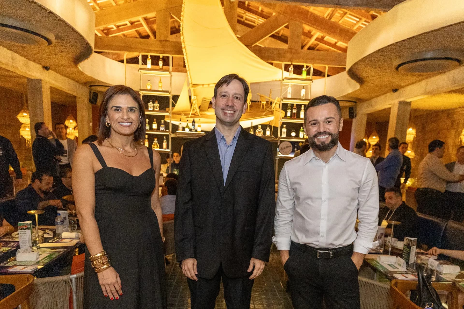 Jantar de Negócios Sênior Club reúne lideranças em noite de conexão com Airton Júnior, CEO da Avine