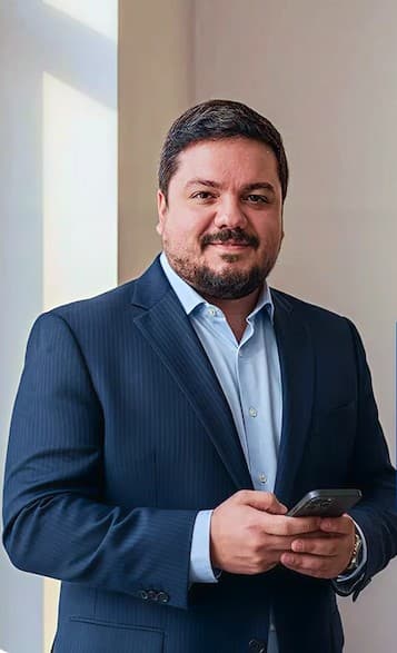 Dr. Ernando Sousa alerta: Carnaval exige atenção com o pulmão diante de calor, fumaça e infecções respiratórias
